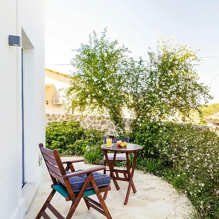Manto Retreat In Nature Agios Georgios Pagon