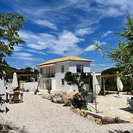 Manto Retreat In Nature Villa *